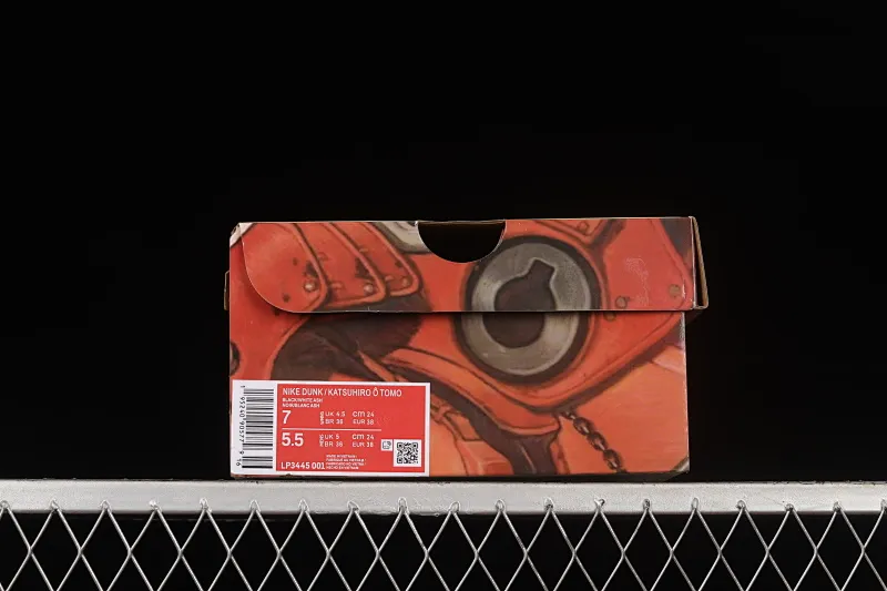 All Categories Nk SB Dunk Series Nk SB Dunk Low Low-top sneakers Otomo Katsuhiro x NK SB Dunk Low "Steamboy OST" Otomo Katsuhiro co-branded SB low-top sports and leisure sneakers LP3445-001